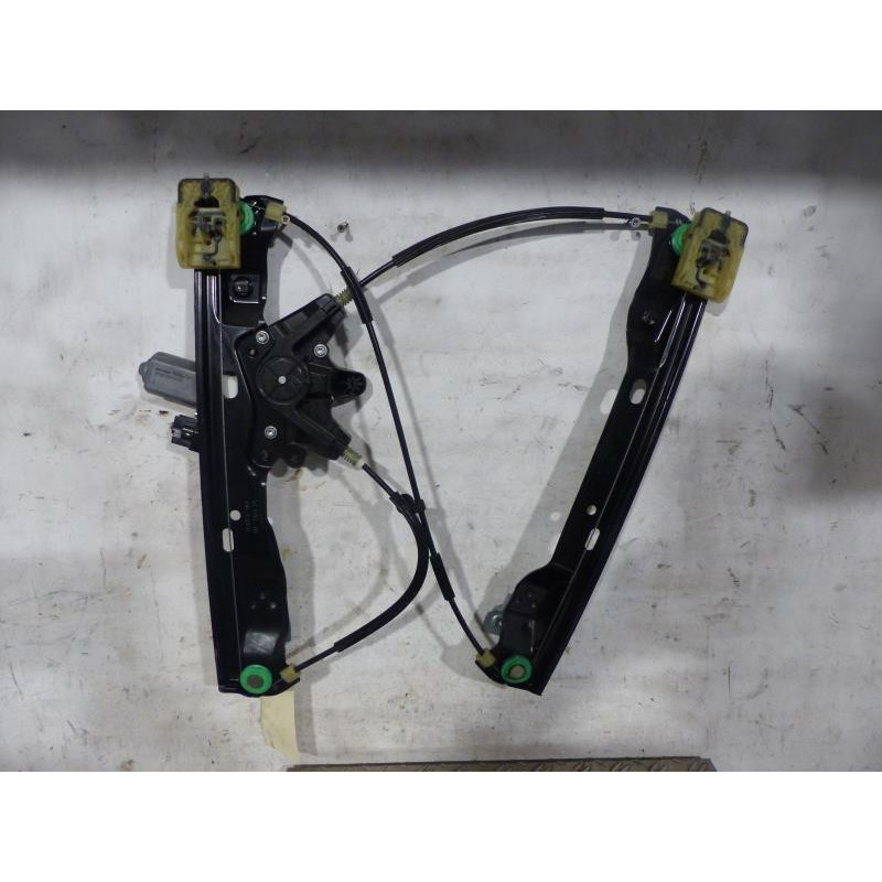 Leve vitre electrique avant gauche FORD FOCUS 3 Photo n°1