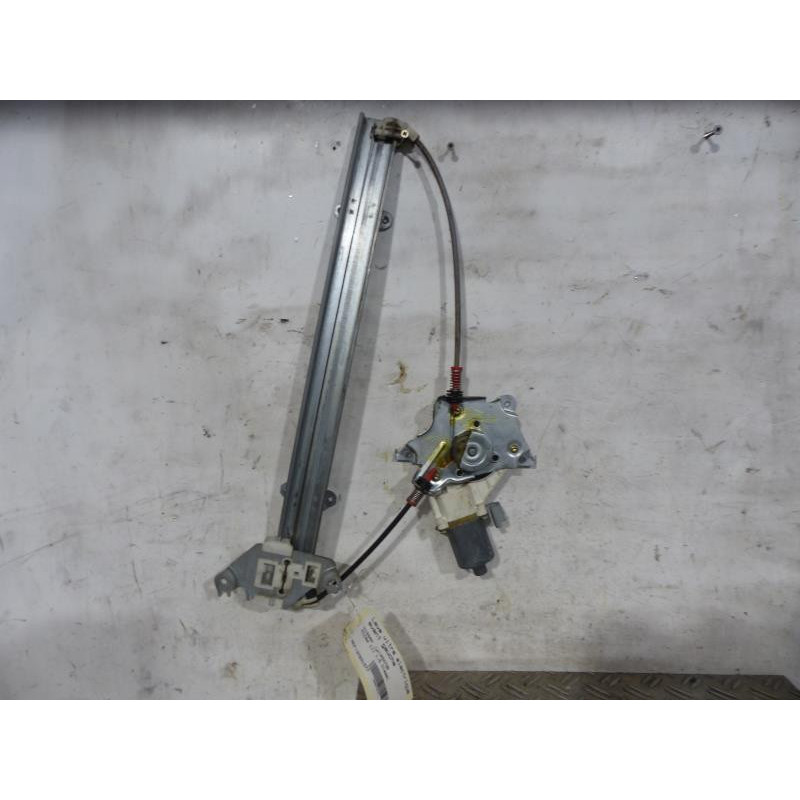 Leve vitre electrique avant gauche NISSAN MICRA 3 Photo n°1
