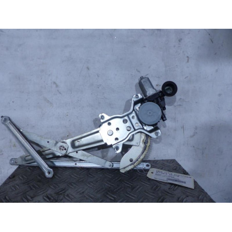 Leve vitre electrique arriere gauche SUZUKI SWIFT 3