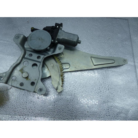 Leve vitre electrique avant gauche SUZUKI SWIFT 3