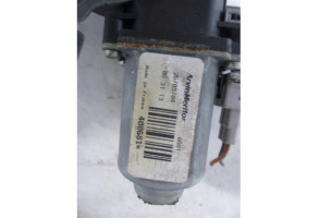 Leve vitre electrique arriere droit PEUGEOT 206 Photo n°3