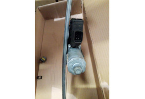Leve vitre electrique arriere droit OPEL ZAFIRA B Photo n°4