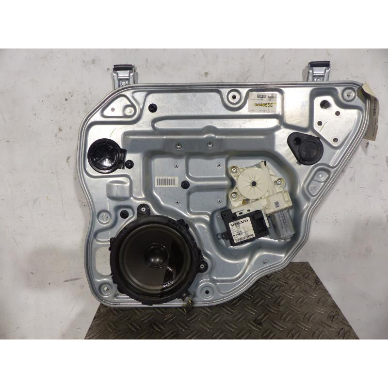 Leve vitre electrique arriere droit VOLVO S 40 2 Photo n°1