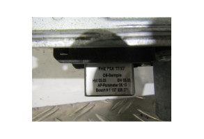 Leve vitre electrique arriere gauche PEUGEOT 308 1 Photo n°2