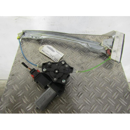 Leve vitre electrique avant droit OPEL CORSA D