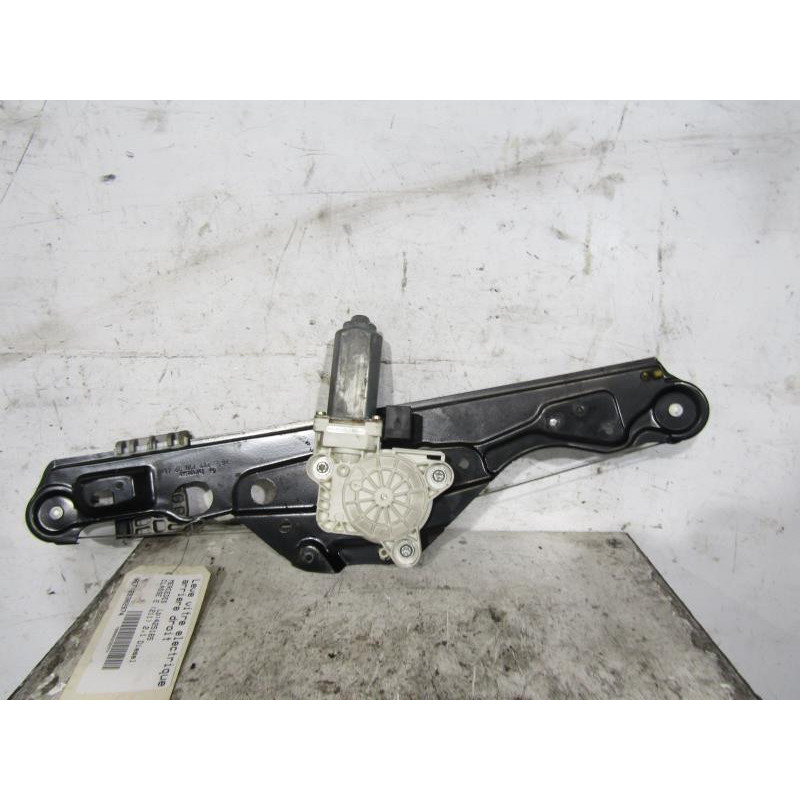 Leve vitre electrique arriere droit MERCEDES CLASSE E 211 Photo n°1