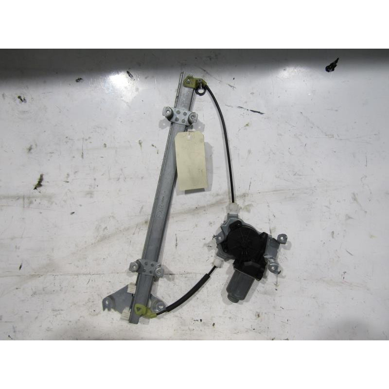 Leve vitre electrique avant droit NISSAN NOTE 1 Photo n°1