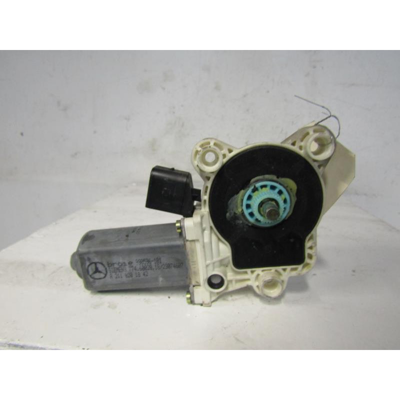 Leve vitre electrique avant gauche MERCEDES CLASSE C 203 Photo n°1