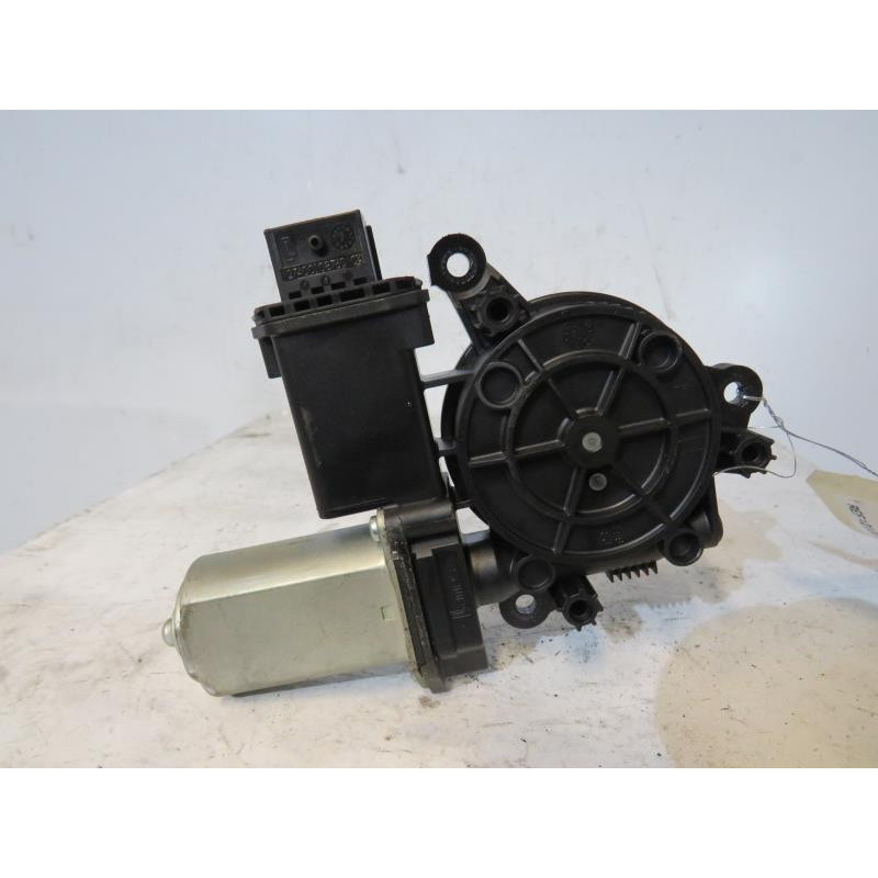 Leve vitre electrique avant droit ALFA ROMEO GIULIETTA 2 Photo n°1