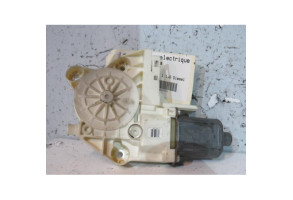 Moteur leve vitre avant gauche FORD FOCUS 2 Photo n°2