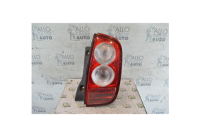 Feu arriere principal droit (feux) NISSAN MICRA 3 Photo n°1
