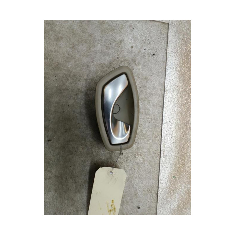 Poignee interieur avant droit RENAULT FLUENCE Photo n°1