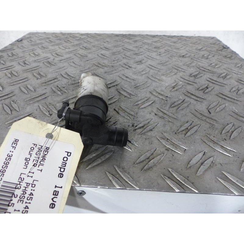 Pompe lave glace avant RENAULT MASTER 2 Photo n°1