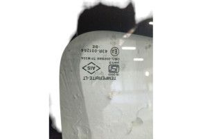 Vitre arriere droit SUZUKI ALTO 3 Photo n°3