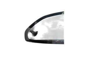 Vitre arriere gauche SUZUKI ALTO 3 Photo n°4