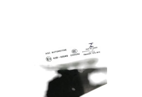 Vitre avant gauche PEUGEOT EXPERT 3 Photo n°1