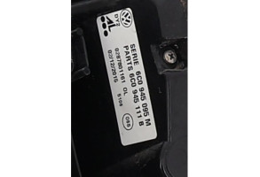 Feu arriere principal gauche (feux) VOLKSWAGEN POLO 5 Photo n°7