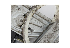 Leve vitre electrique avant gauche RENAULT MEGANE 3 Photo n°6