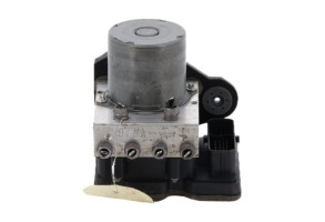 Bloc ABS (freins anti-blocage) VOLKSWAGEN POLO 6 Photo n°1