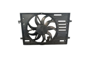 Moto ventilateur radiateur VOLKSWAGEN POLO 6 Photo n°3