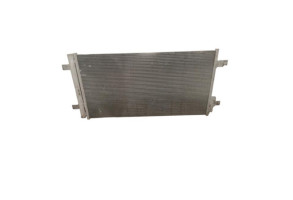 Radiateur clim VOLKSWAGEN POLO 6 Photo n°1