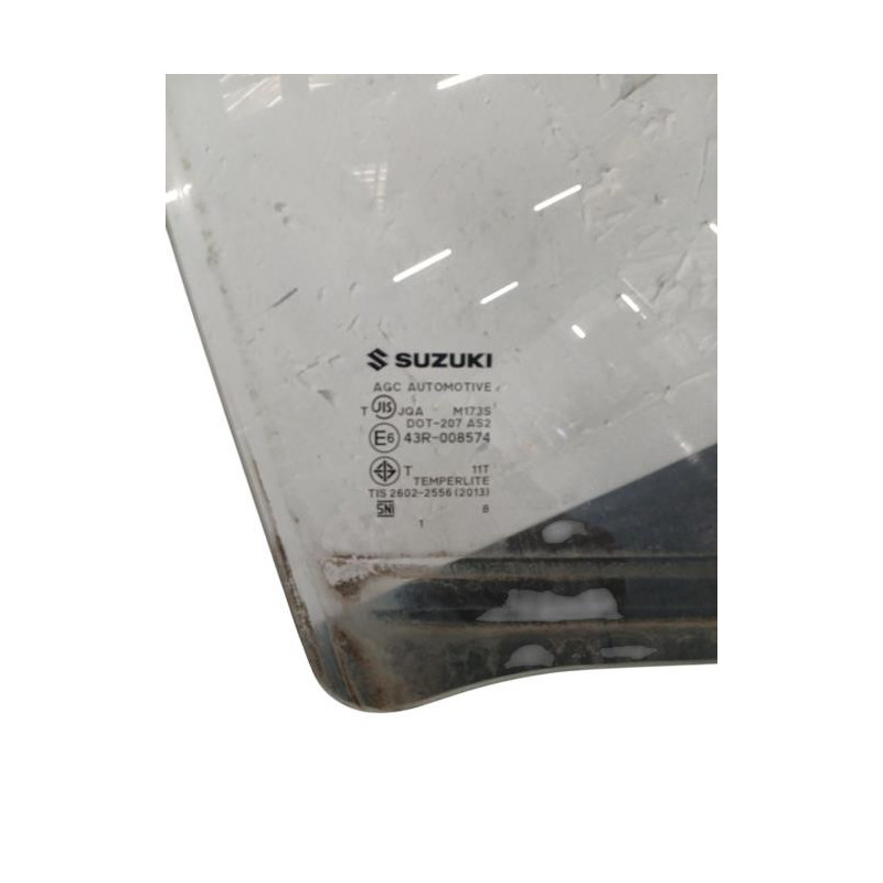 Vitre avant droit SUZUKI CELERIO Photo n°1