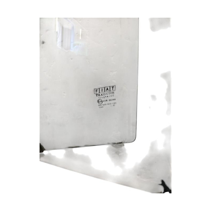 Vitre avant gauche FIAT SEICENTO Photo n°1