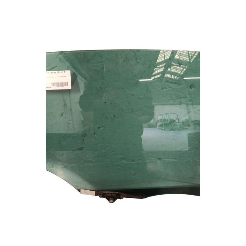 Vitre arriere droit HYUNDAI IX 35 Photo n°1
