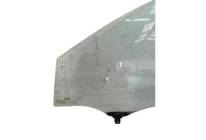 Vitre avant gauche HYUNDAI IX 35 Photo n°4