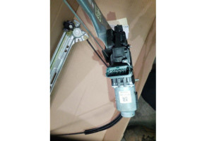 Leve vitre electrique avant droit RENAULT MEGANE 4 Photo n°2