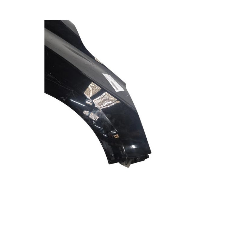 Aile avant droit RENAULT CLIO 4 Photo n°1