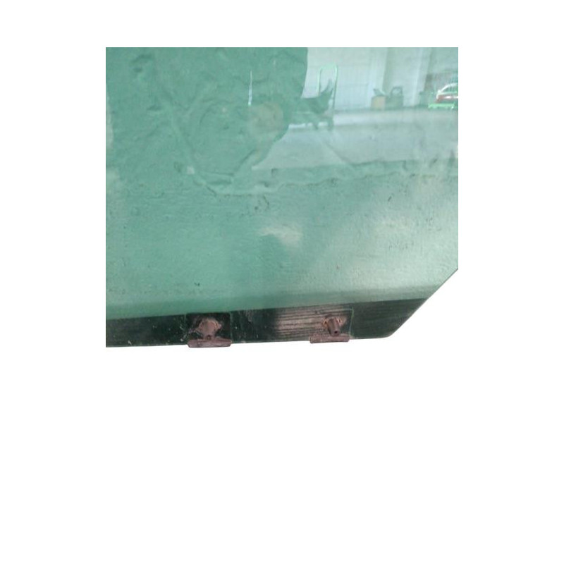 Vitre arriere gauche RENAULT CLIO 4 Photo n°1