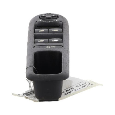 Interrupteur de leve vitre avant gauche PEUGEOT 5008 1