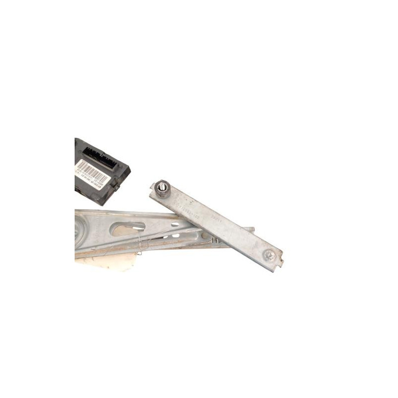 Leve vitre electrique avant gauche RENAULT MEGANE 3 Photo n°1