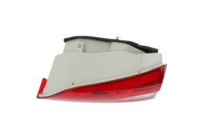 Feu arriere secondaire droit (feux) PEUGEOT 308 2 SW Photo n°2