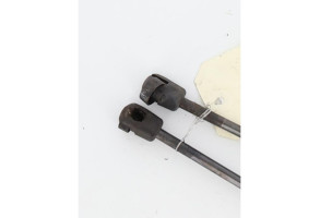 Verin de coffre VOLKSWAGEN UP Photo n°2