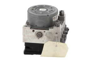 Bloc ABS (freins anti-blocage) VOLKSWAGEN GOLF 7 Photo n°4