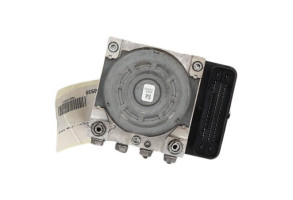 Bloc ABS (freins anti-blocage) VOLKSWAGEN GOLF 7 Photo n°5