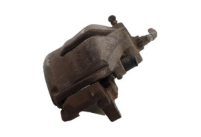 Etrier avant droit (freinage) VOLKSWAGEN GOLF 5 Photo n°1