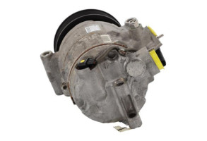 Compresseur clim BMW SERIE 1 F20 Photo n°2