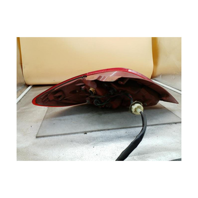 Feu arriere principal droit (feux) MAZDA 2 2 Photo n°1