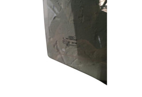 Vitre arriere droit AUDI A3 2 Photo n°1