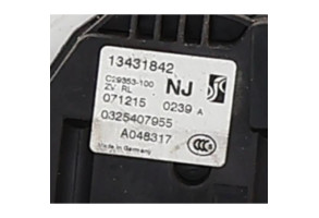 Serrure avant gauche OPEL CORSA E Photo n°4