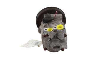 Compresseur clim NISSAN MICRA 3 Photo n°4