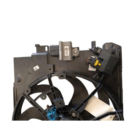Moto ventilateur radiateur RENAULT CLIO 4