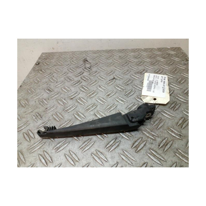 Bras essuie glace arriere TOYOTA AURIS 2 Photo n°1