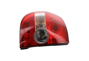 Feu arriere principal gauche (feux) VOLKSWAGEN FOX Photo n°3