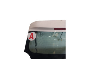 Lunette arriere PEUGEOT 108 Photo n°4