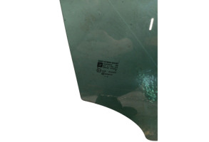 Vitre arriere droit OPEL MERIVA B Photo n°2