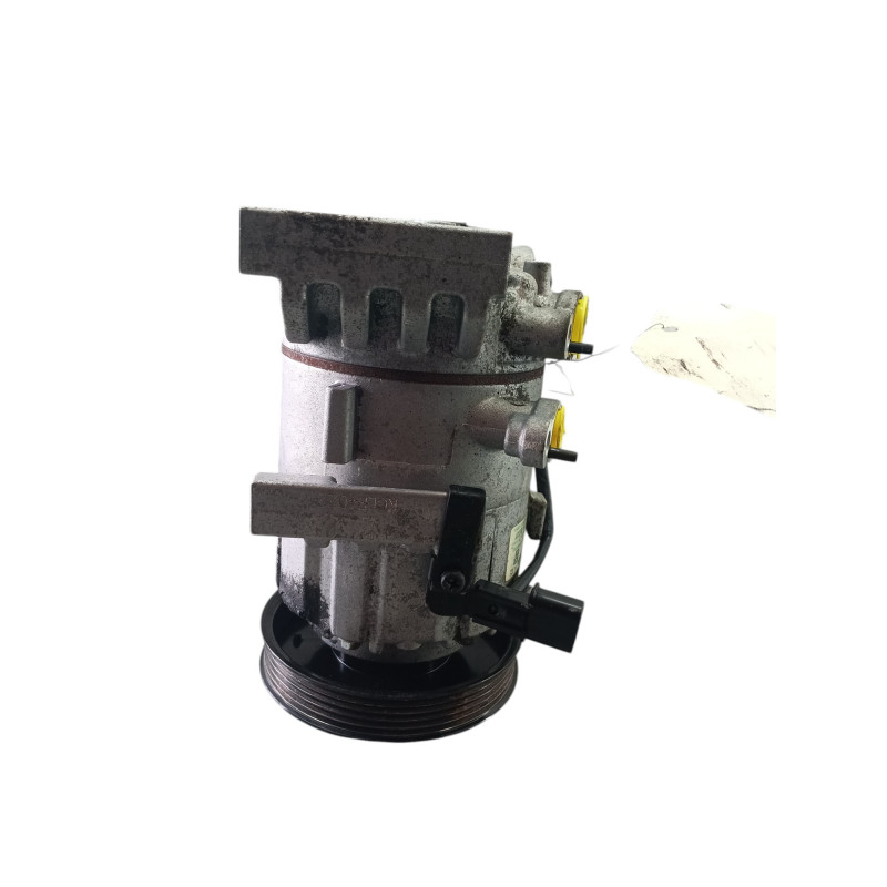 Compresseur clim HYUNDAI I 20 2 Photo n°1